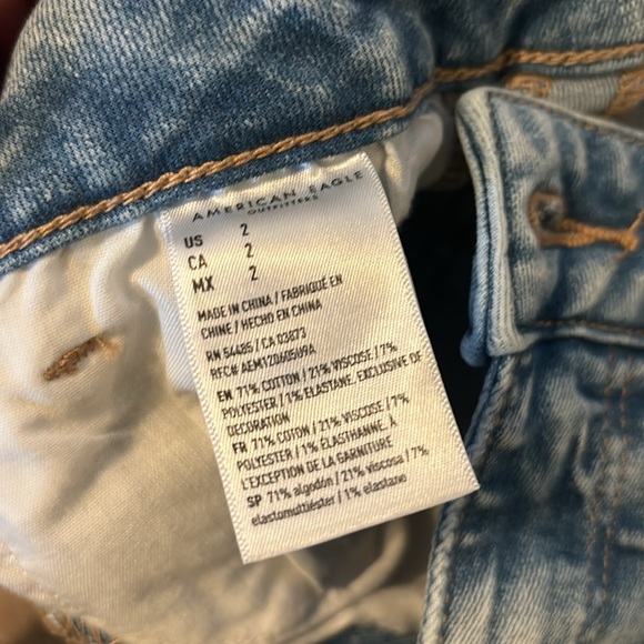 Size 2, blue, Next Level Stretch American Eagle Jean Shorts. - Picture 10 of 10
